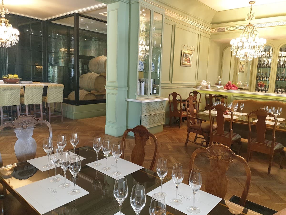 Le Lude Estate and Orangerie Restaurant gallery image 2