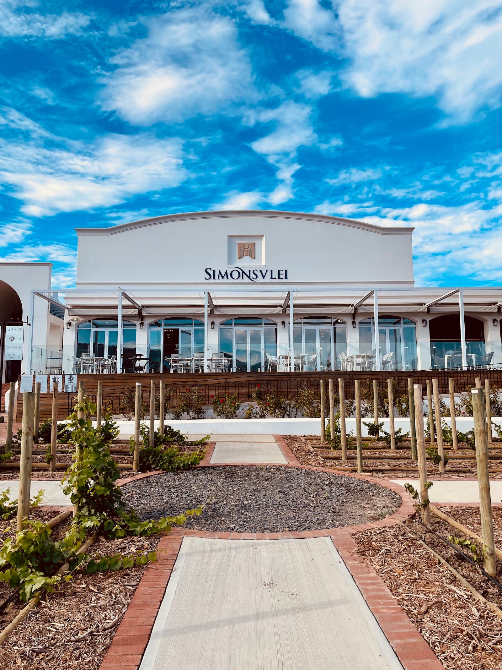 Simonsvlei Wines