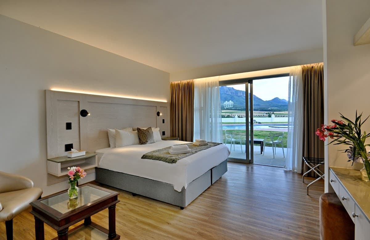 Val Du Charron Wine and Leisure Estate gallery image 1